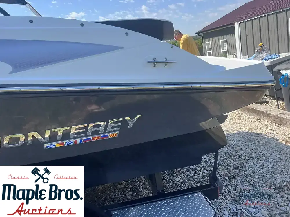 2021 Monterey M22