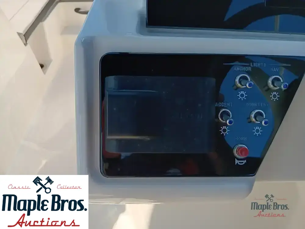 2023 Sea Ray SPX 210 O/B