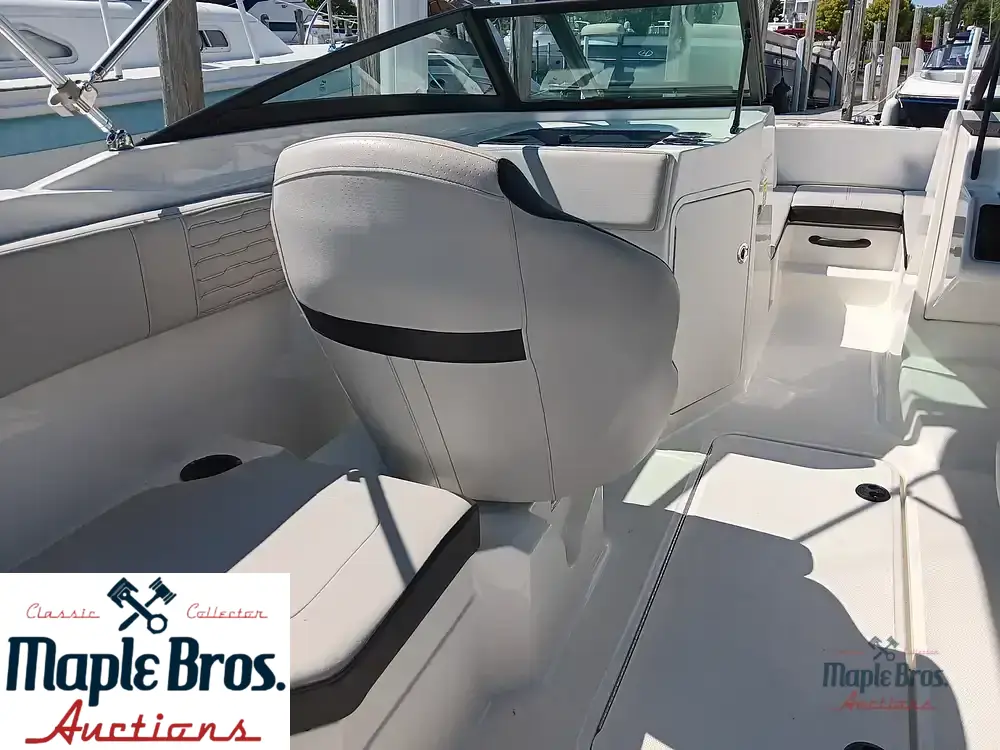 2023 Sea Ray SPX 210 O/B