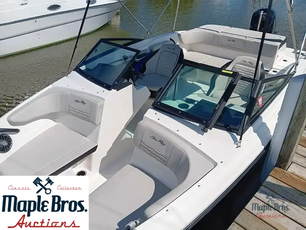 2023 Sea Ray SPX 210 O/B