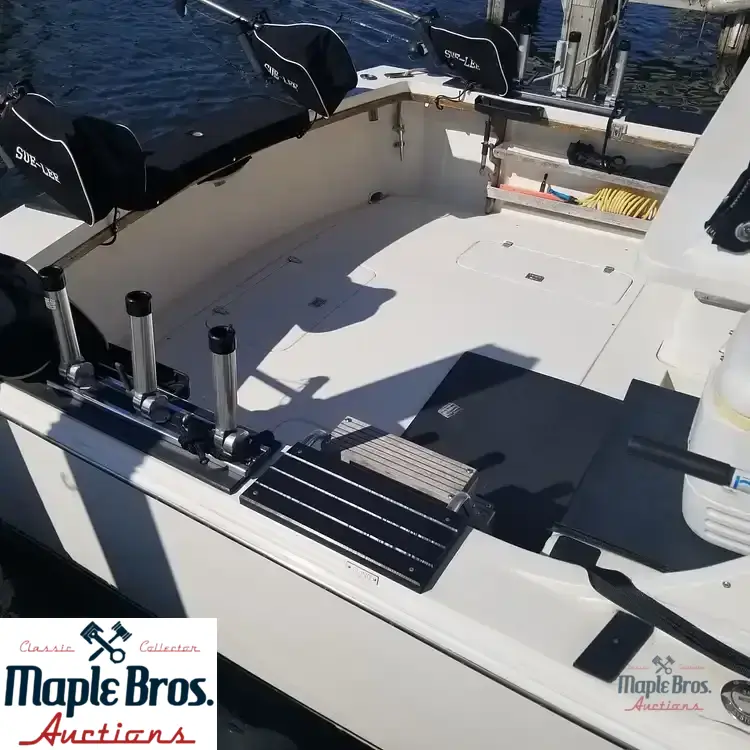 1990 Blackfin 29