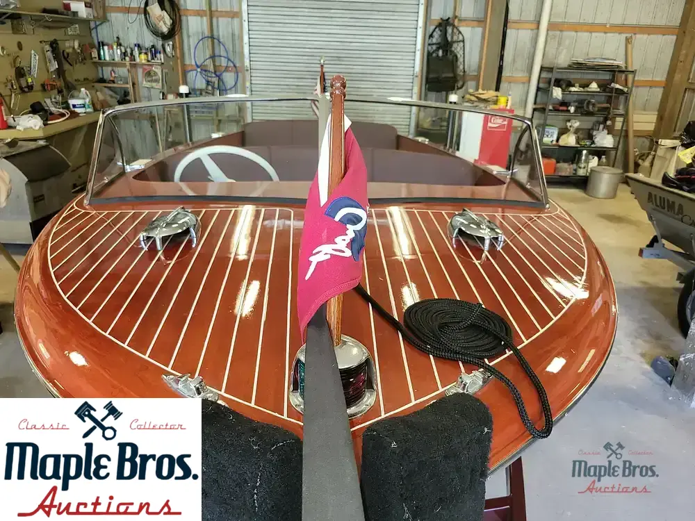1955 Chris-Craft Holiday 18