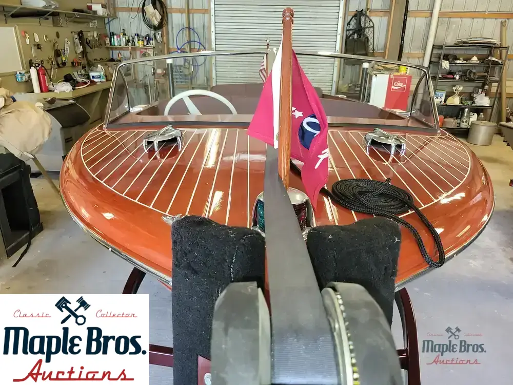 1955 Chris-Craft Holiday 18