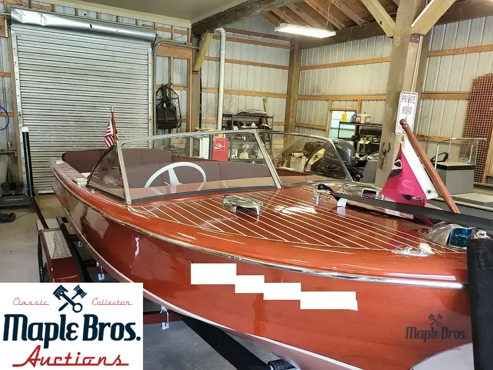 1955 Chris-Craft Holiday 18