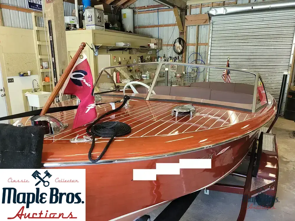 1955 Chris-Craft Holiday 18