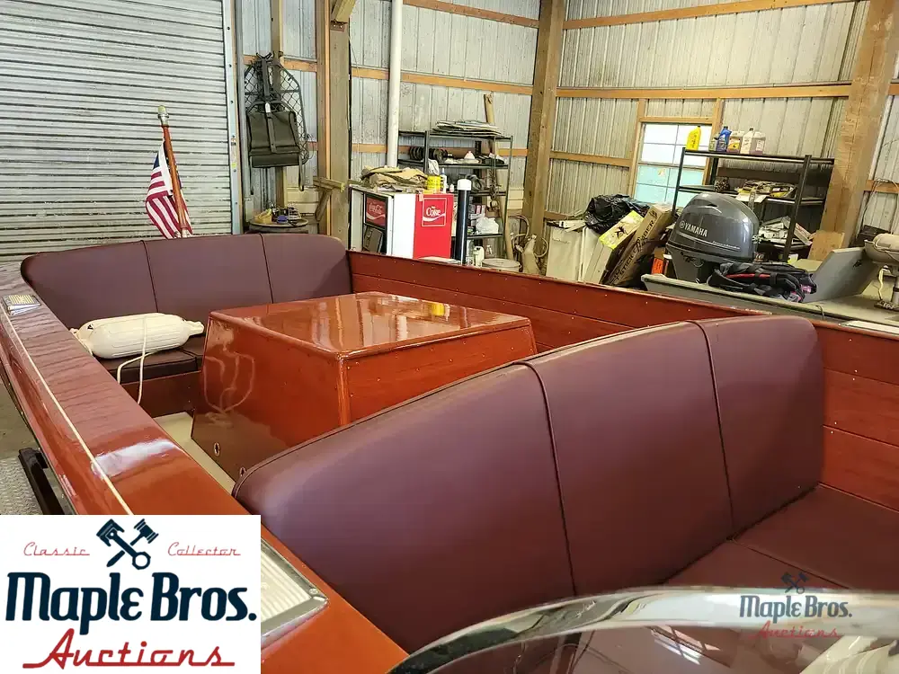 1955 Chris-Craft Holiday 18
