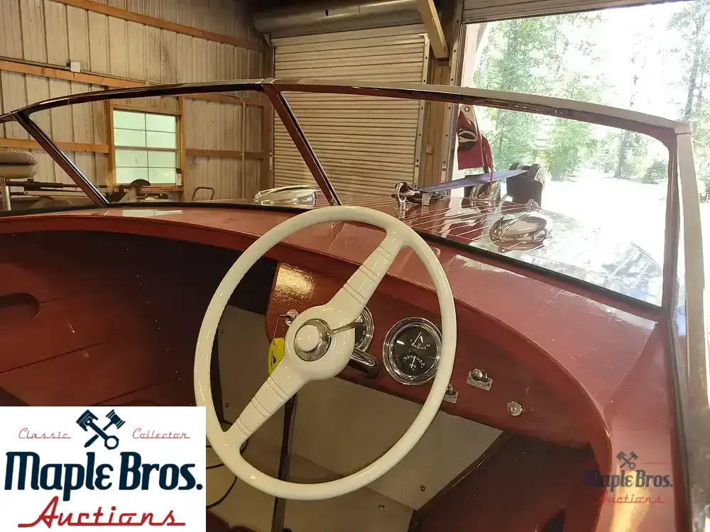 1955 Chris-Craft Holiday 18