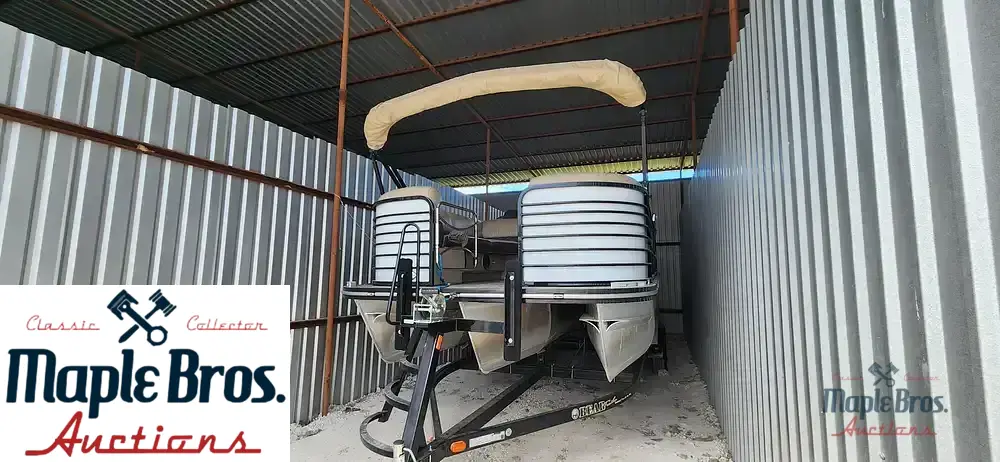 2021 SunCatcher Elite 322C Saltwater Series