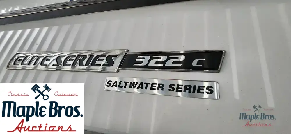 2021 SunCatcher Elite 322C Saltwater Series