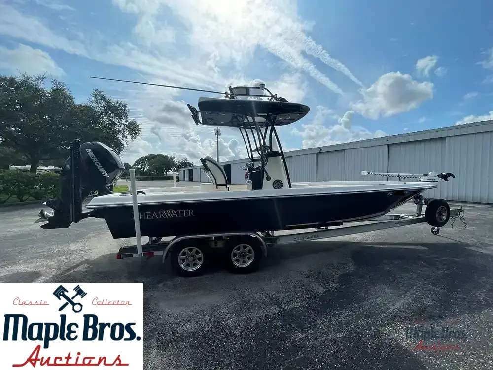 2018 Shearwater 25 LTZ Limited Edition