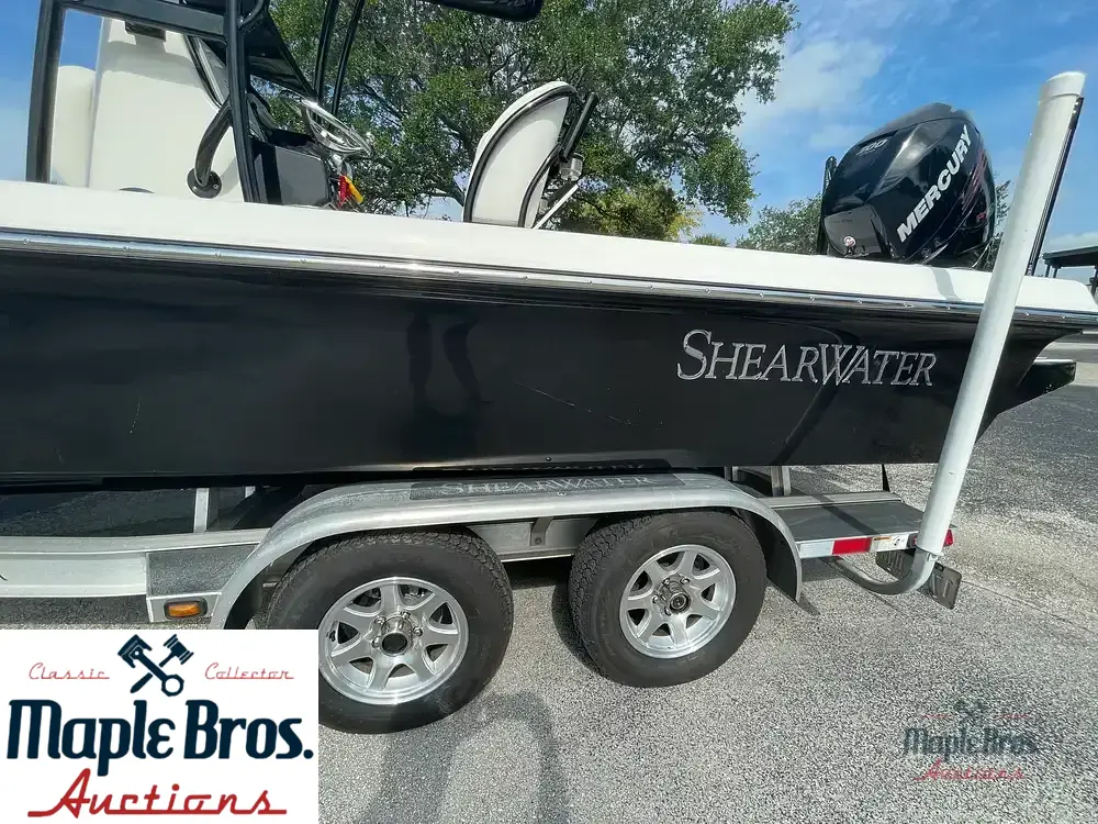 2018 Shearwater 25 LTZ Limited Edition