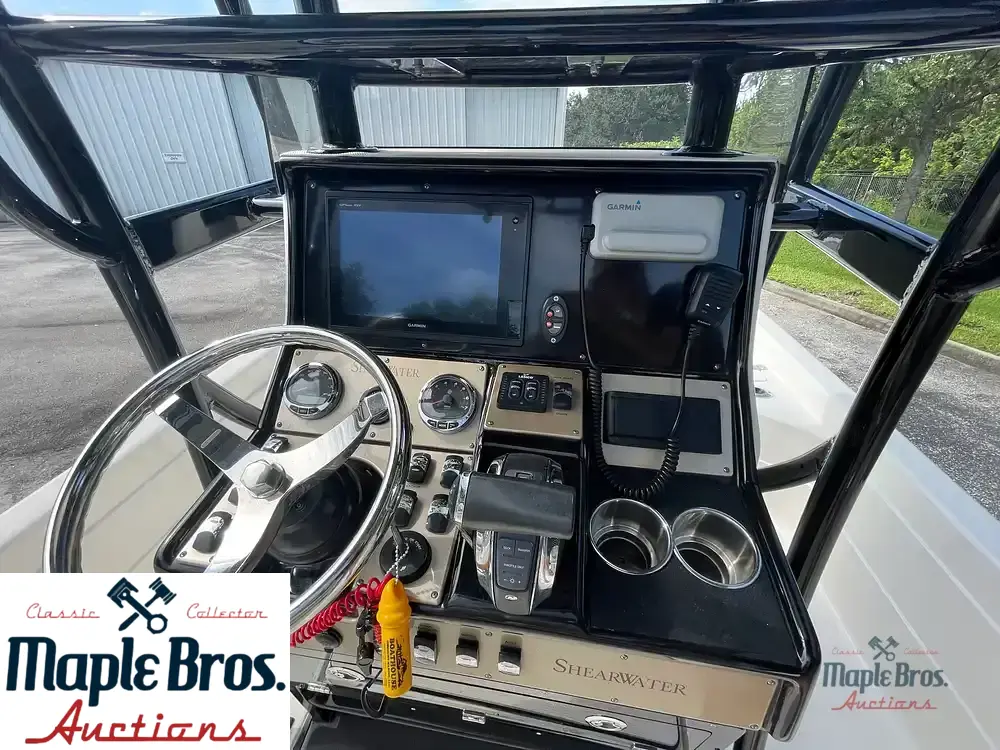 2018 Shearwater 25 LTZ Limited Edition