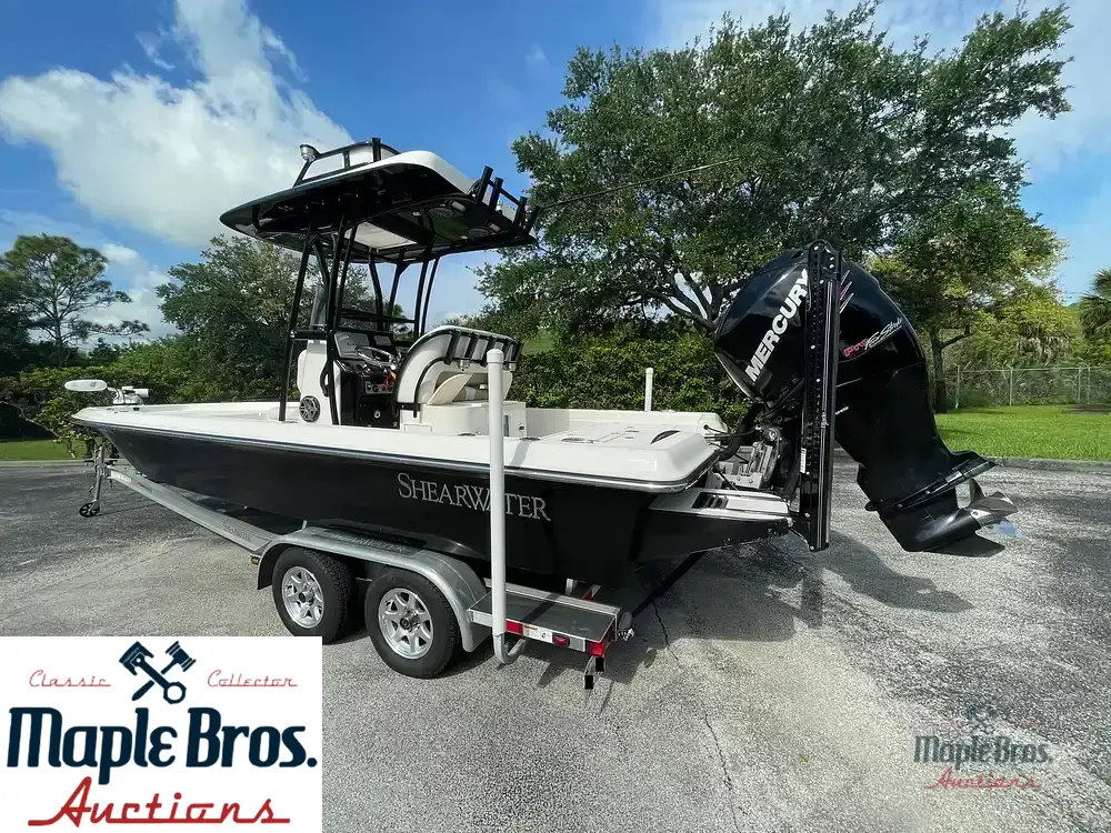 2018 Shearwater 25 LTZ Limited Edition