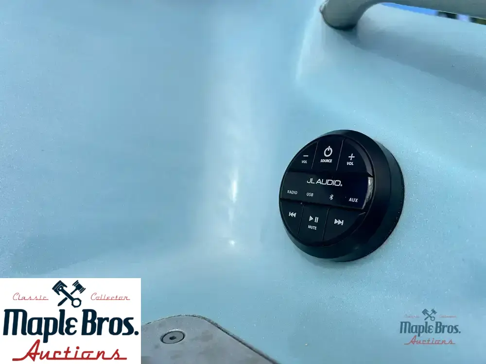2009 Ultra 27 Shadow Cat