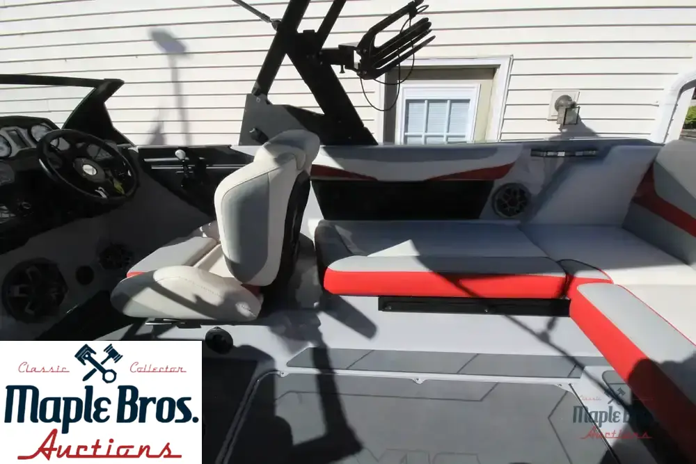 2021 Axis T22