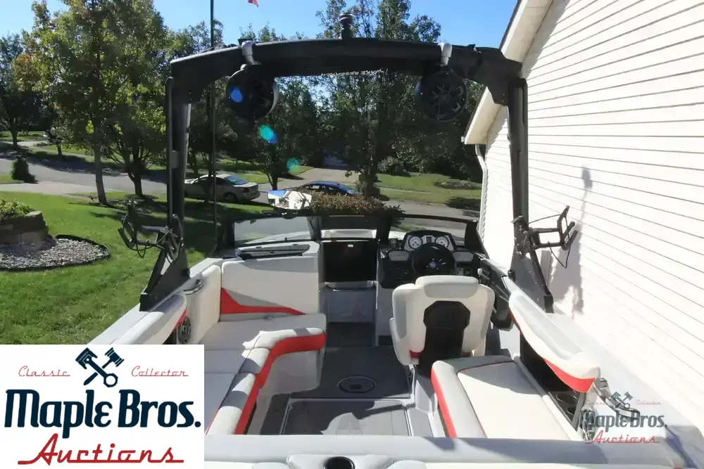 2021 Axis T22