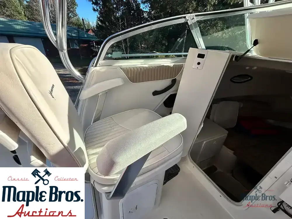 2005 Seaswirl Striper 2601 WA