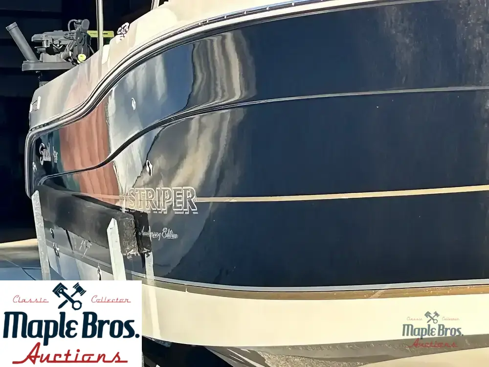 2005 Seaswirl Striper 2601 WA