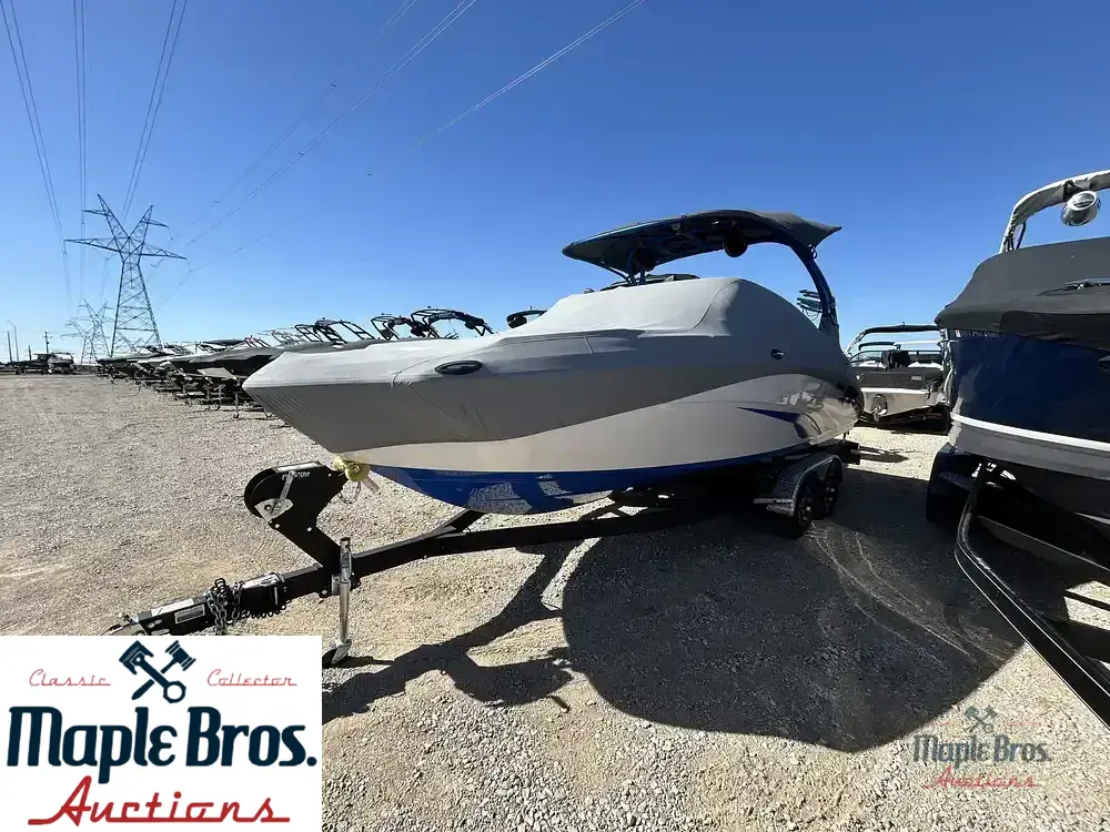 2020 Yamaha 242X