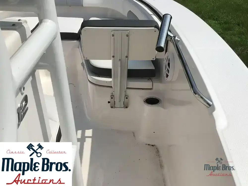 2024 Robalo 202ex