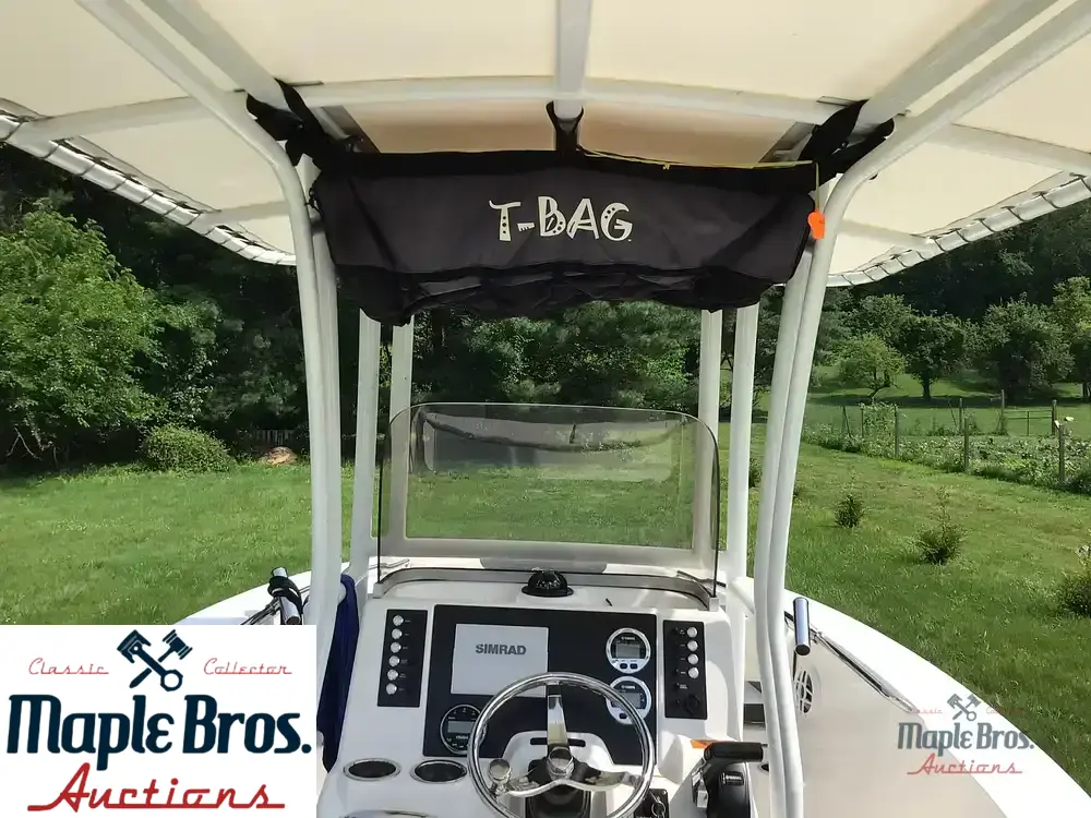 2024 Robalo 202ex