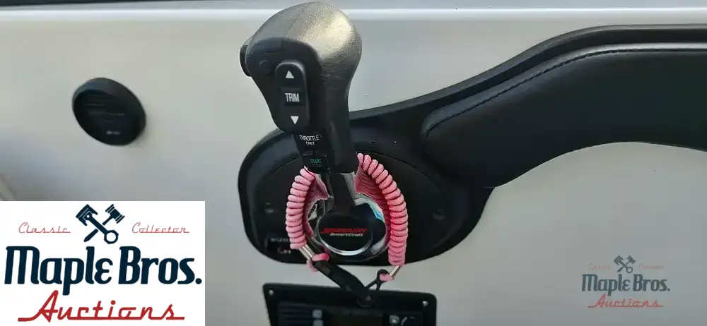 2018 Rinker 290 EX