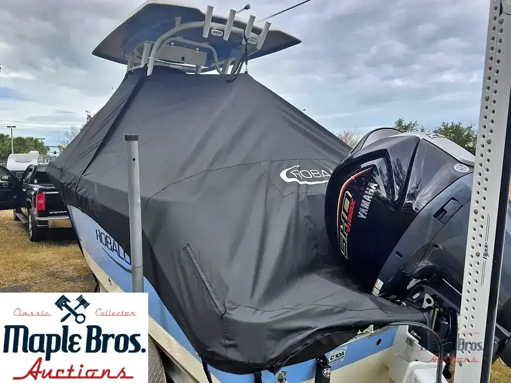 2023 Robalo R222 Explorer