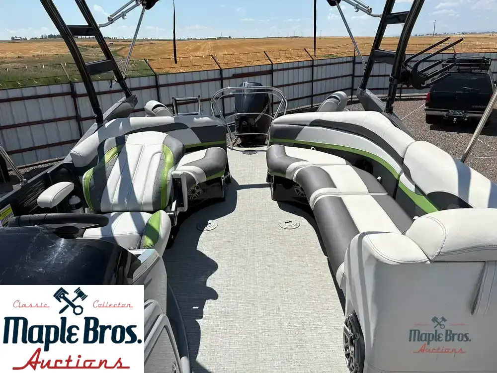 2020 Godfrey Pontoon 250 XP