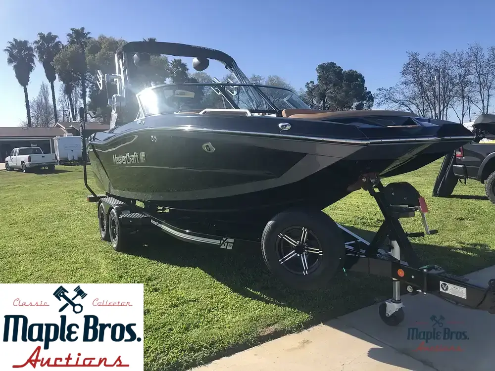 2021 Mastercraft XT22