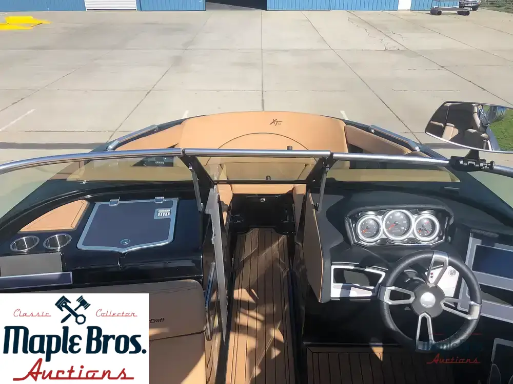 2021 Mastercraft XT22