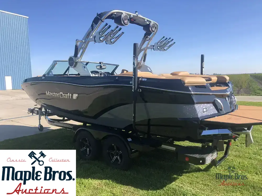 2021 Mastercraft XT22
