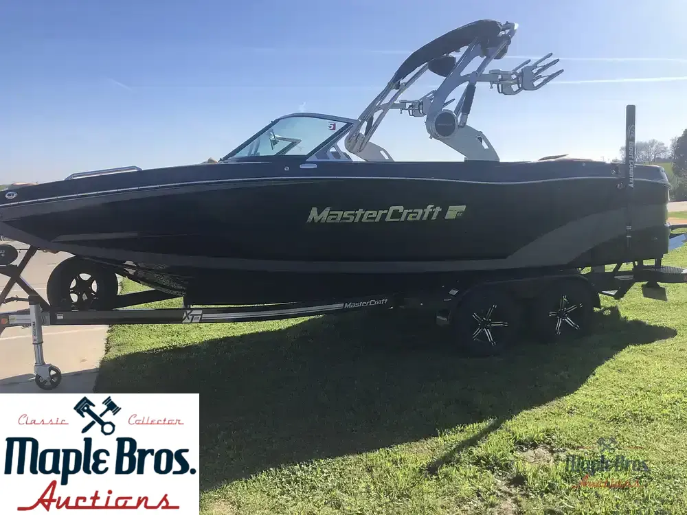 2021 Mastercraft XT22