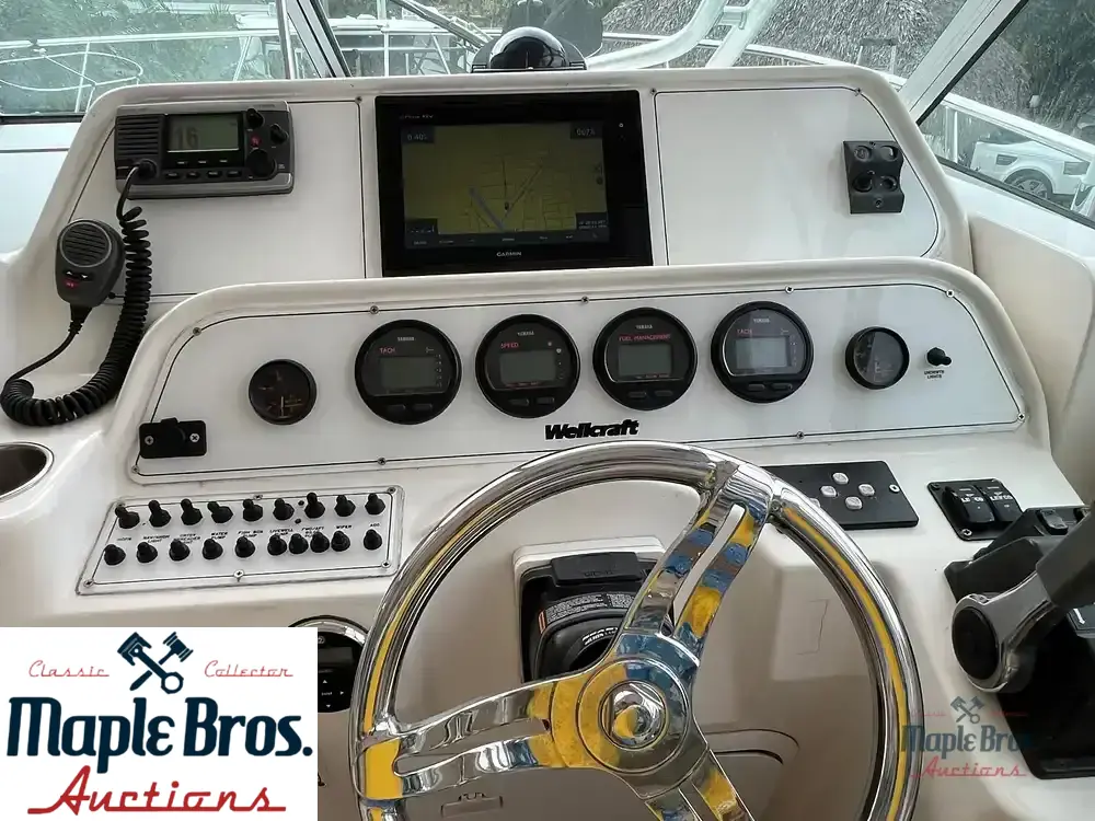 2003 Wellcraft Coastal 290