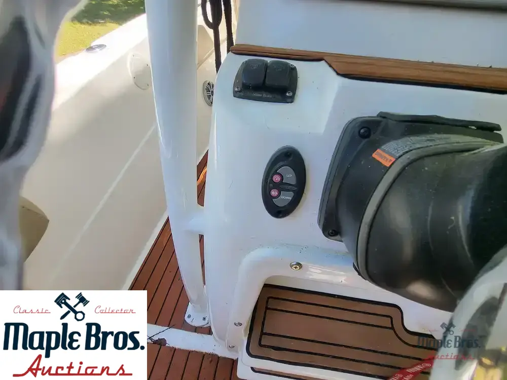2018 Sea Fox 226 Commander
