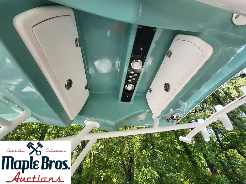 2018 Sea Fox 226 Commander