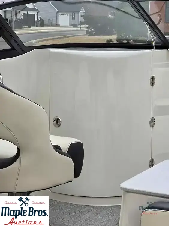 2023 Stingray 231 DC