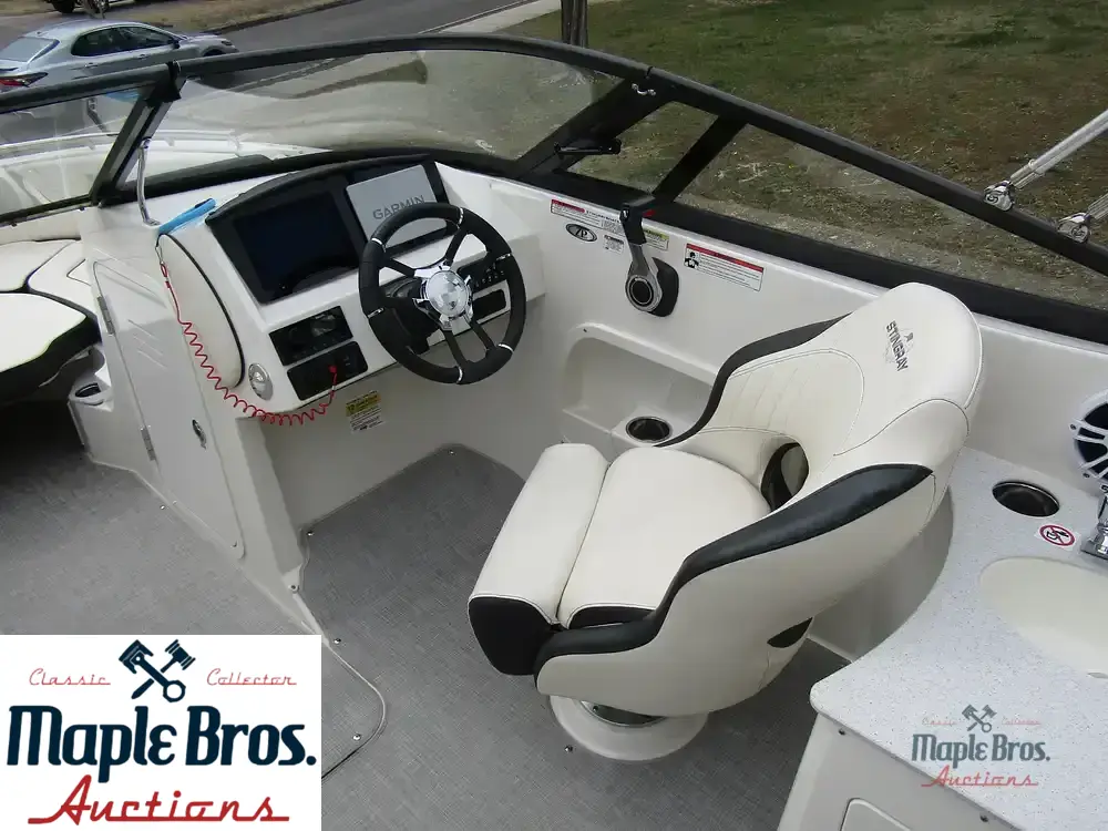2023 Stingray 231 DC