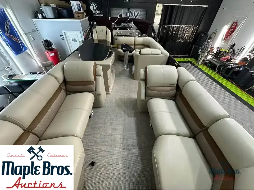 2018 Godfrey Pontoon San Pan 2500 WB