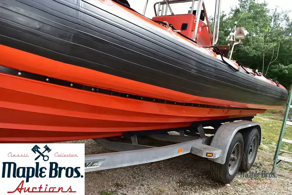 1997 Willard Sea Force 730