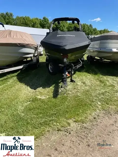 2022 Mastercraft XT21