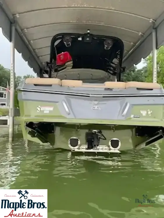 2022 Mastercraft XT21