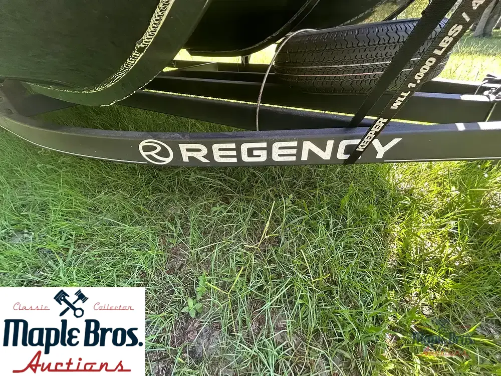 2023 Tracker Regency Series 250 DL3