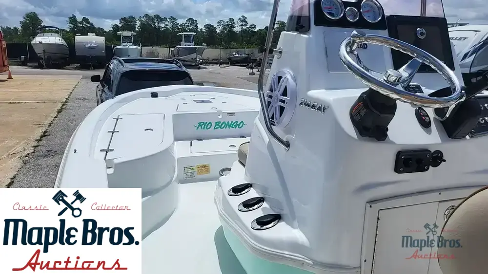 2024 NauticStar 214 Bay