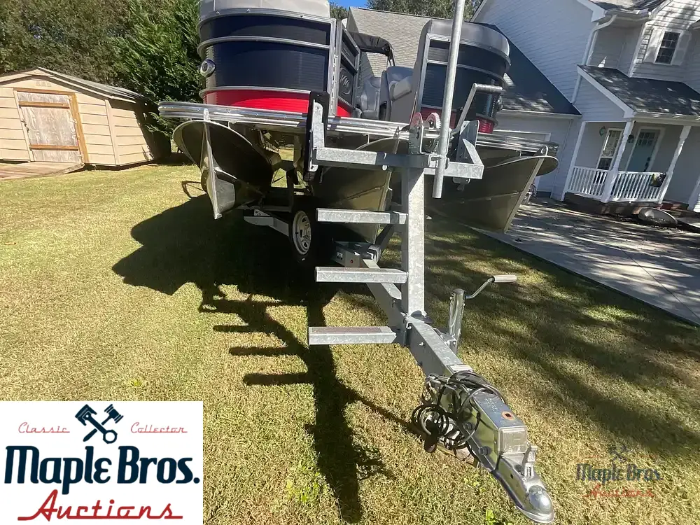 2021 Manitou Encore 23 SR VP