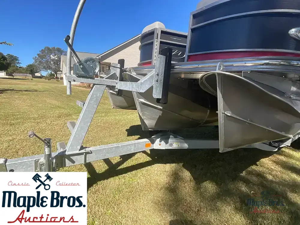 2021 Manitou Encore 23 SR VP