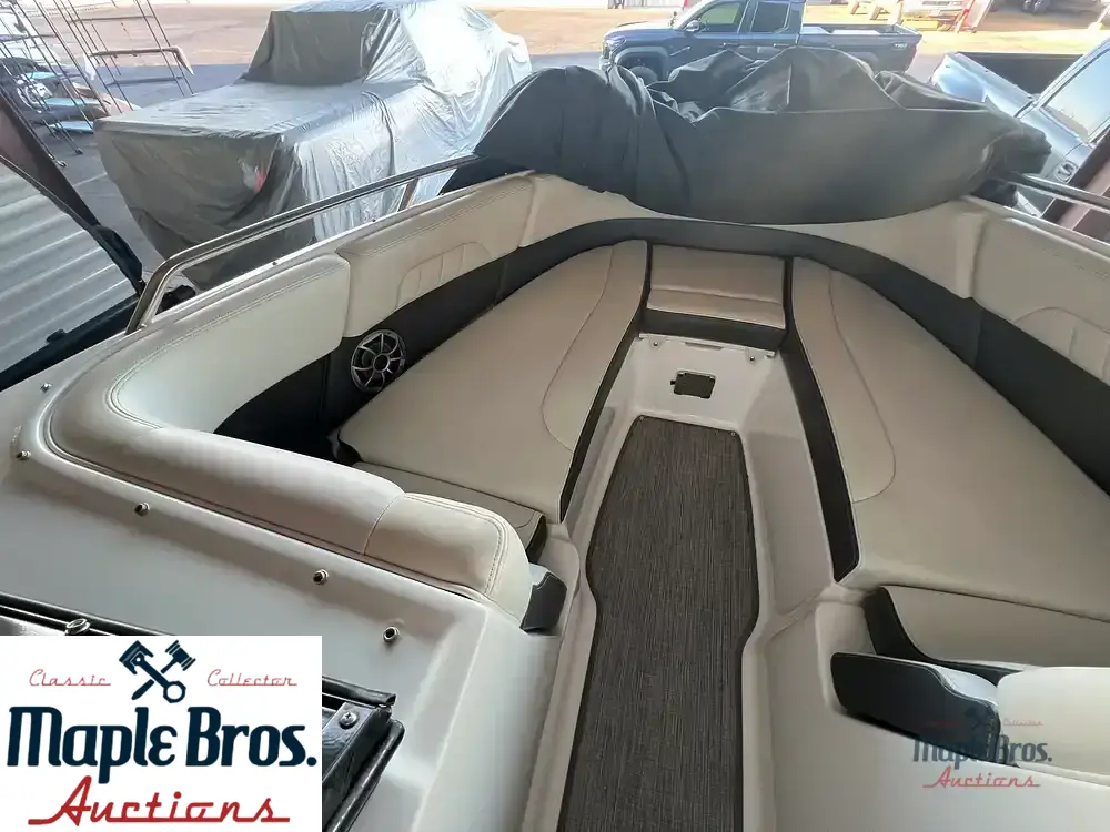 2016 Chaparral 257 SSX