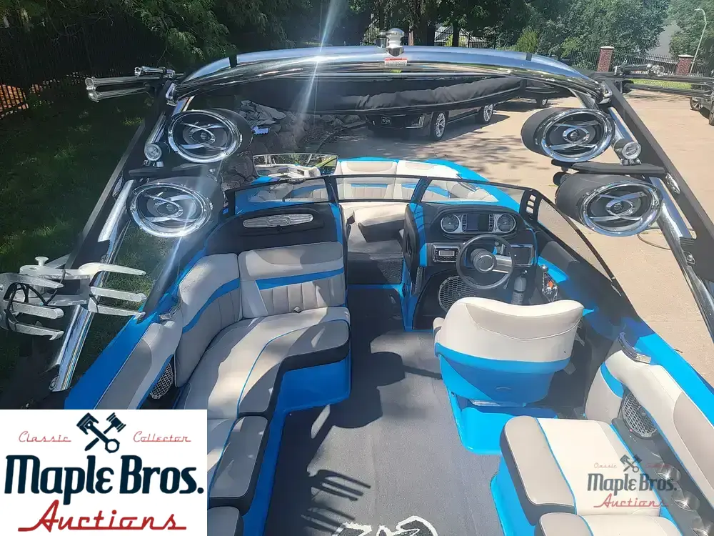 2013 Malibu 24mxz Wakesetter