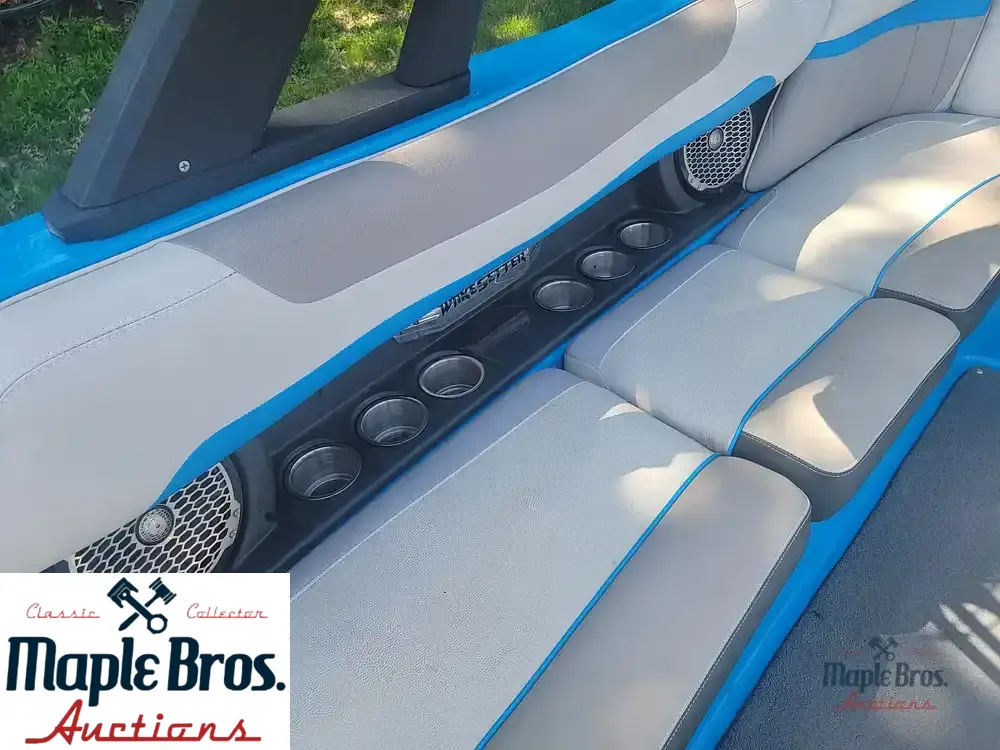 2013 Malibu 24mxz Wakesetter