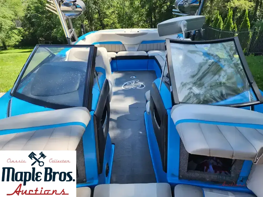 2013 Malibu 24mxz Wakesetter