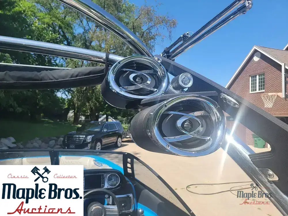 2013 Malibu 24mxz Wakesetter